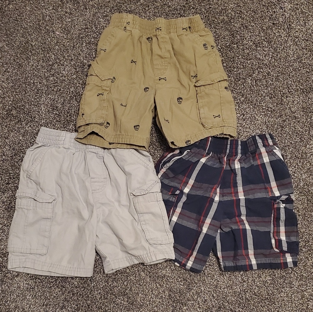 Lot of 3 Garanimals shorts. Size 3T